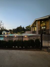 aluminium fence